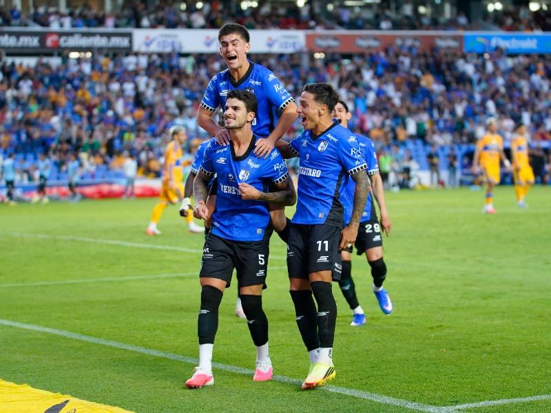 Triunfo en Casa para nuestros Gallos