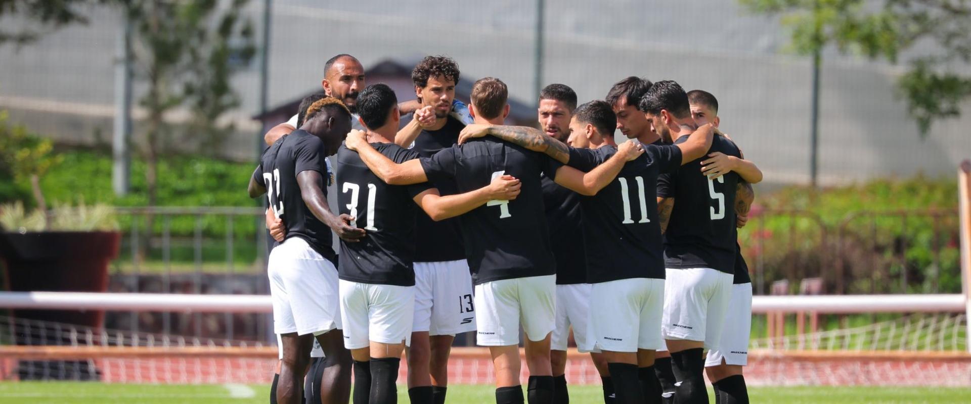 Gallos Blancos suma minutos de preparación ante Atlético de San Luis en Querétaro