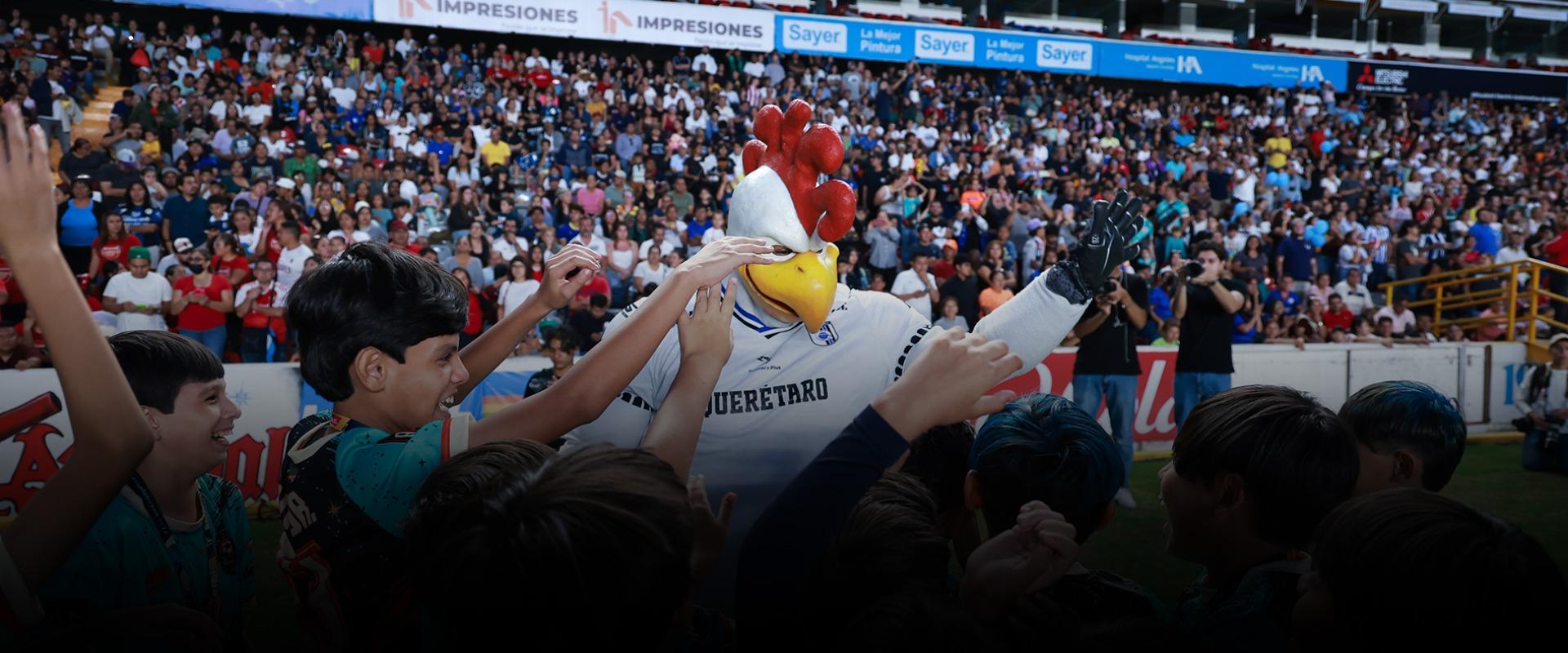 Vivimos un gran desfile de más de 300 escuelas inscritas